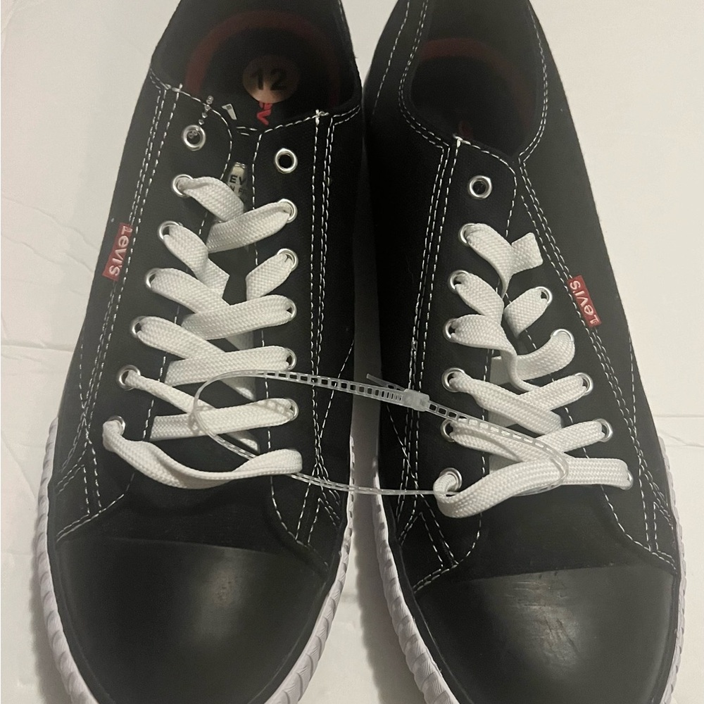 Levi's Men’s Sneakers Low Top Size 12M Anikin C-CVS Black Canvas New w/o Box